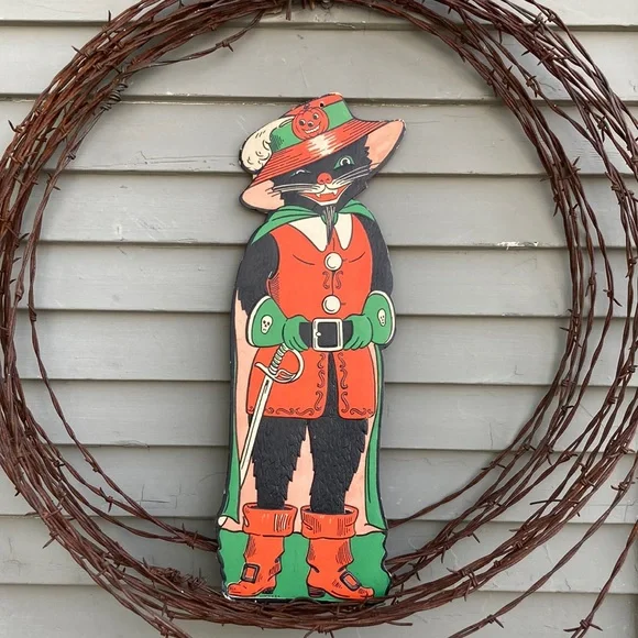 Rare 1950’s Vintage Halloween Beistle Embossed Black Cat Puss In Boots Die Cut - Picture 1 of 7